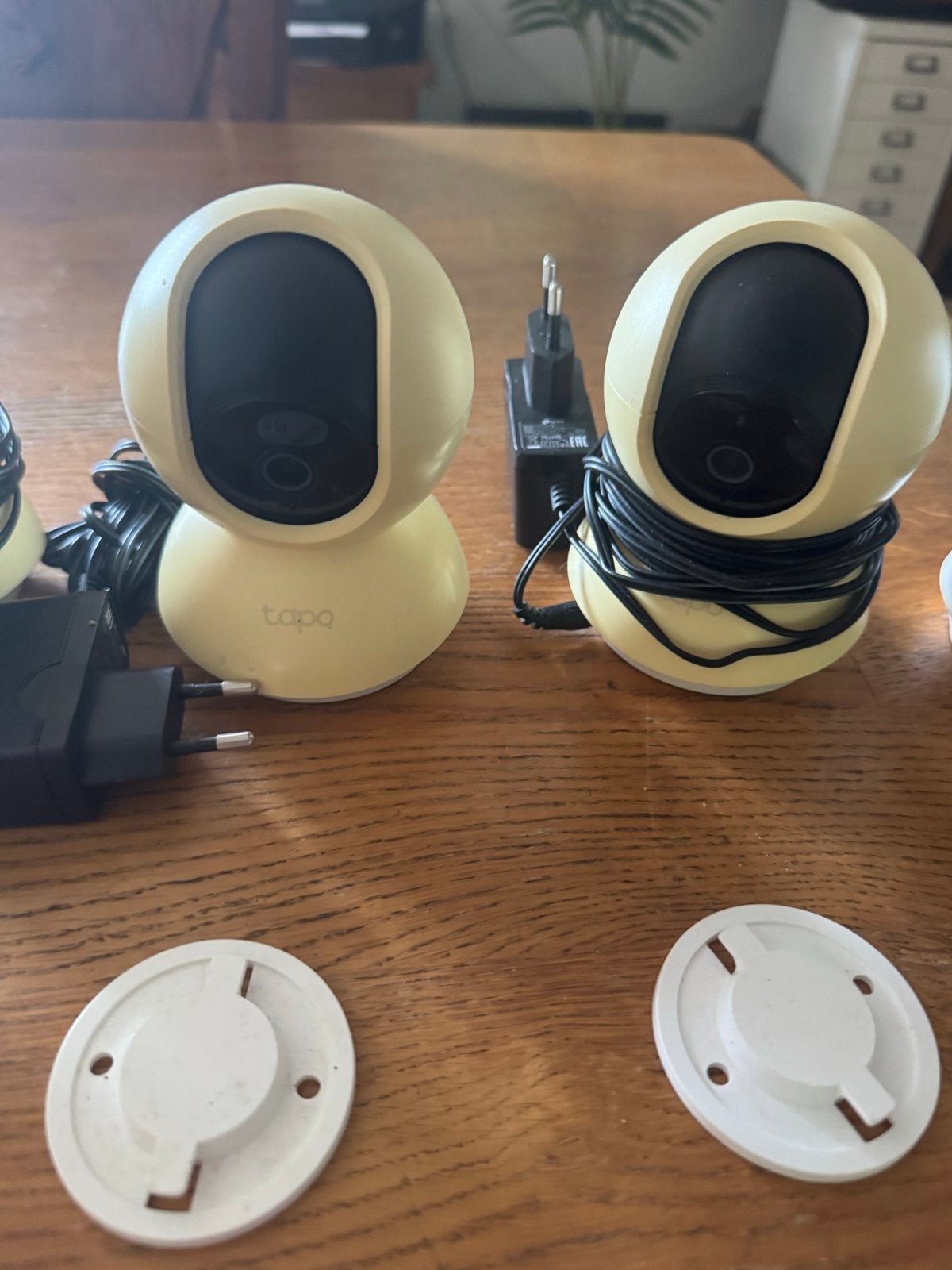 Tapo C200 Home Security Wi-Fi Camera's (4 stuks), Ophalen of Verzenden, Zo goed als nieuw, Binnencamera