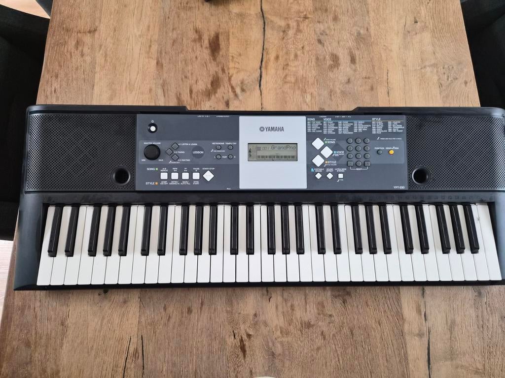 Yamaha YPT-230 Keyboard, Muziek en Instrumenten, Keyboards, Ophalen of Verzenden, 61 toetsen, Yamaha