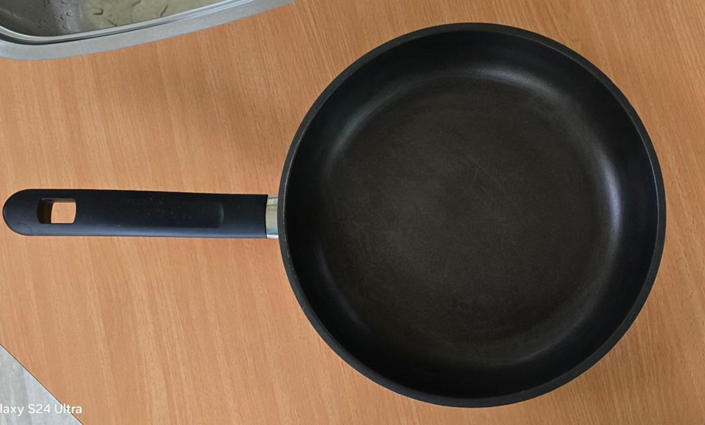 ZGAN Ernesto koekenpan 28cm, Ophalen of Verzenden, Zo goed als nieuw, Rvs, Koekenpan of Braadpan