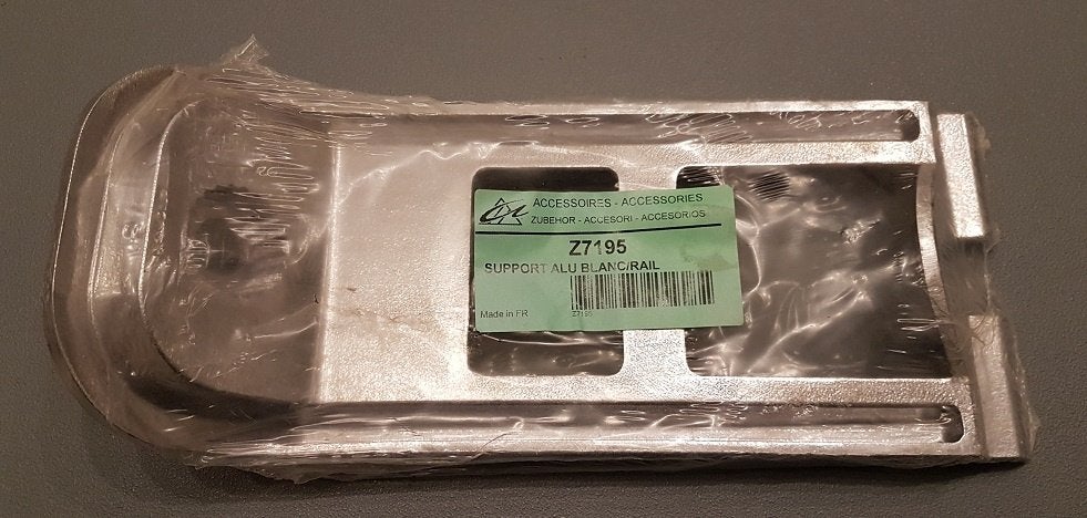 Z7195 Aluminium banksteun voor Zodiac en Bombard. € 74,95, Ophalen of Verzenden, Nieuw, Overige typen