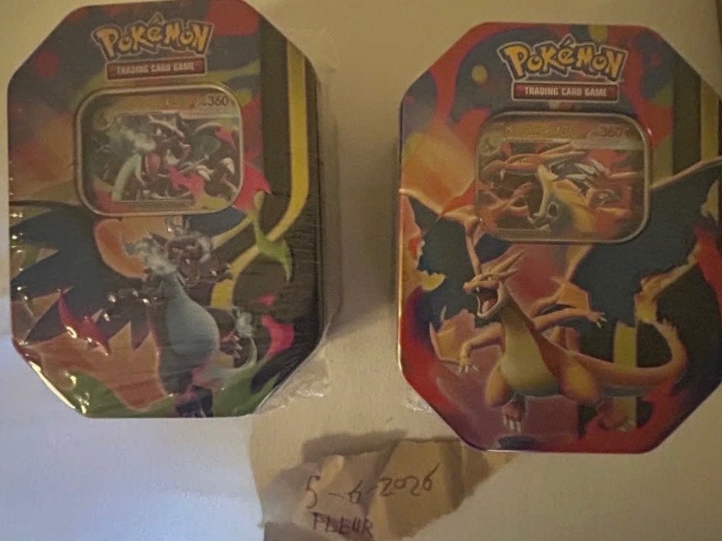Mega Charizard X en Y ex Tin, Ophalen of Verzenden, Nieuw, Overige typen