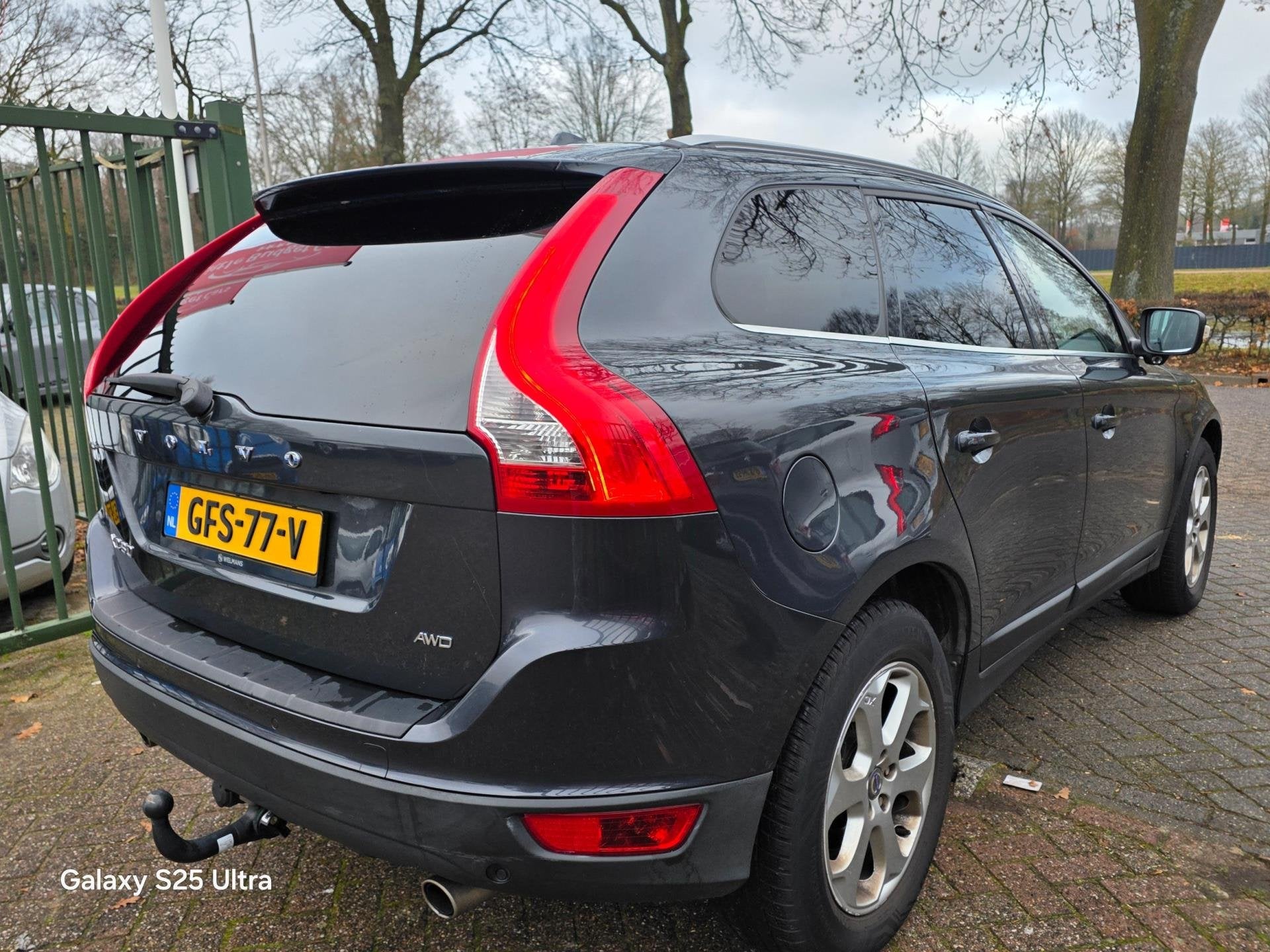 Volvo XC60 3.0 T6 AWD Momentum Automaat leerbekeleding stoel, Gebruikt, 2953 cc, 2000 kg, Parkeersensor