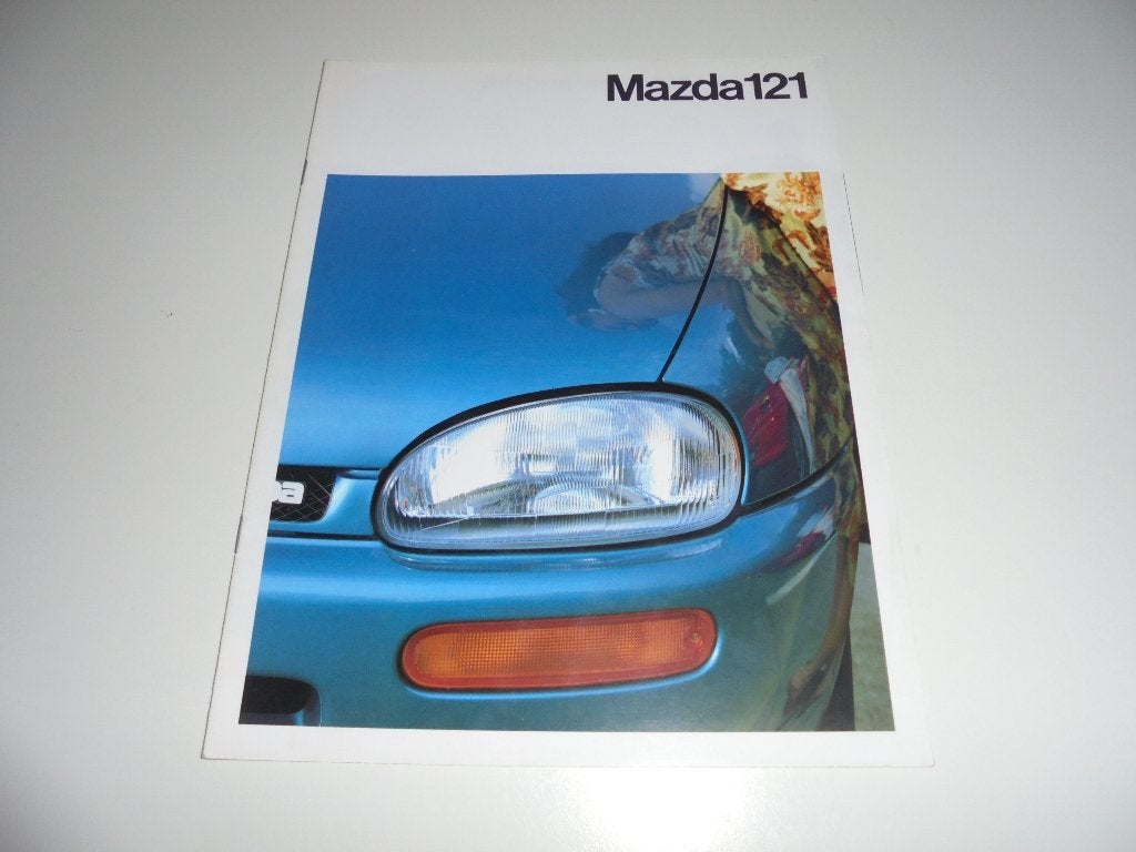brochure Mazda 121 modellen 1991, Boeken, Ophalen of Verzenden, Zo goed als nieuw, Mazda