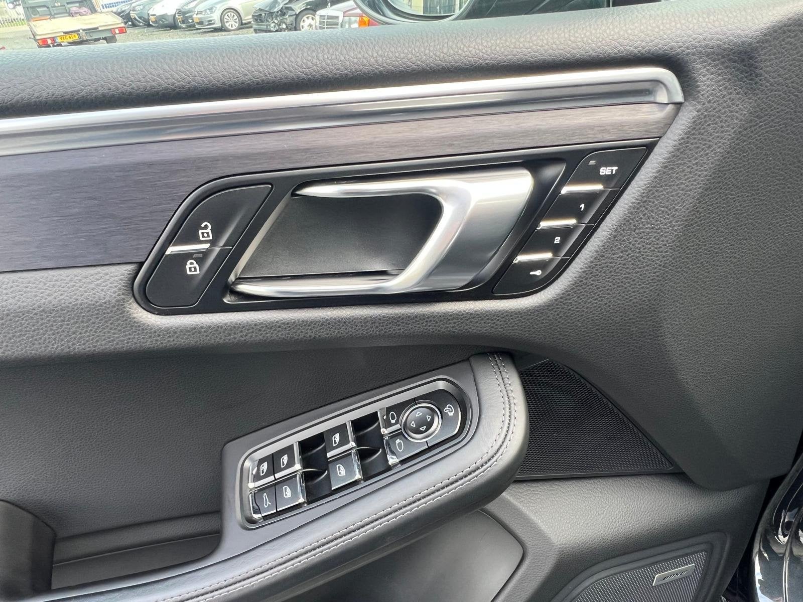 Foto 15 van Porsche Macan 2.9 GTS Orgineel Nederlandse auto met volledig
