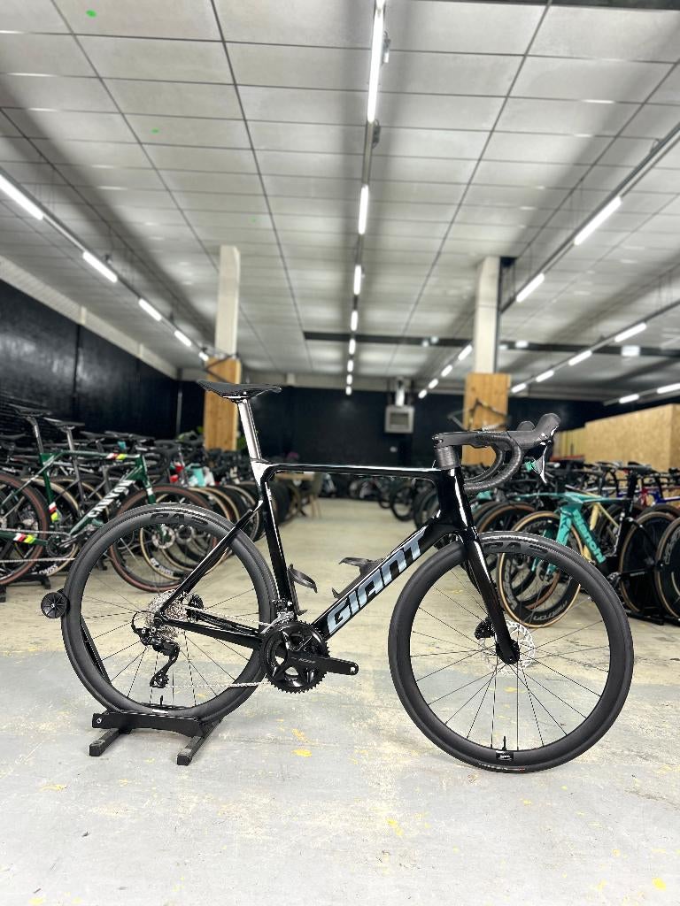 NIEUW Giant Propel Advanced 2 Carbon Racefiets