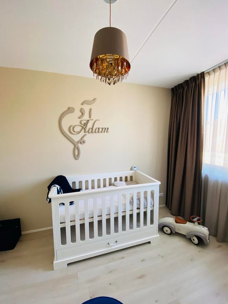 Babykamer Ines - Zo goed als nieuw doorgroeibed, Kinderen en Baby's, Kinderkamer | Complete kinderkamers, Ophalen, Zo goed als nieuw