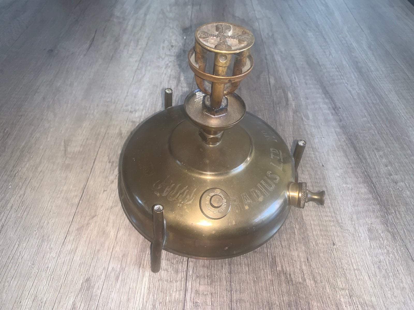 Antieke Radius Ltd. No. 17 Petroleumbrander - Made in Sweden, Antiek en Kunst, Ophalen of Verzenden
