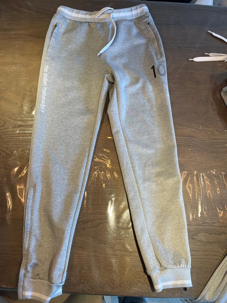 The Indian Maharadja Joggingbroek Maat 176 hockey Grijs, Ophalen of Verzenden, Zo goed als nieuw, Grijs, Overige jeansmaten