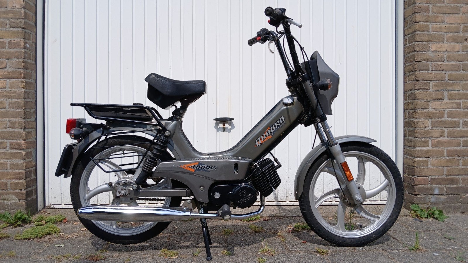 Tomos Quadro 25km snorfiets, Fietsen en Brommers, Ophalen of Verzenden, Gebruikt, Tweetakt, Tomos