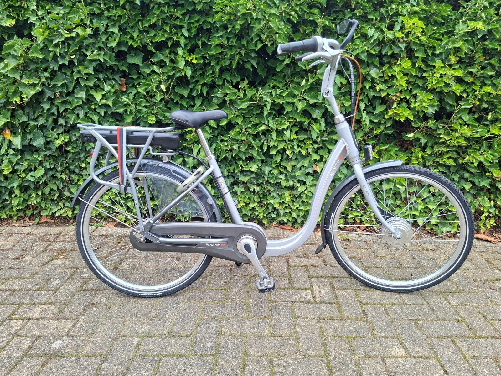 Sparta Entree Elektrische fiets met extra lage instap, Fietsen en Brommers, Elektrische fietsen, Ophalen, Sparta, Gebruikt, Minder dan 47 cm