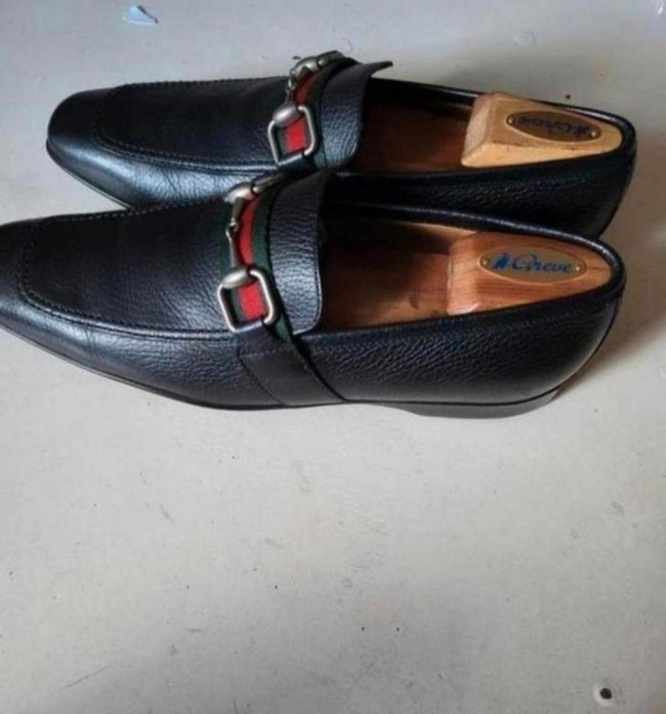 Gucci  43, Kleding | Heren, Ophalen of Verzenden, Zo goed als nieuw, Gucci