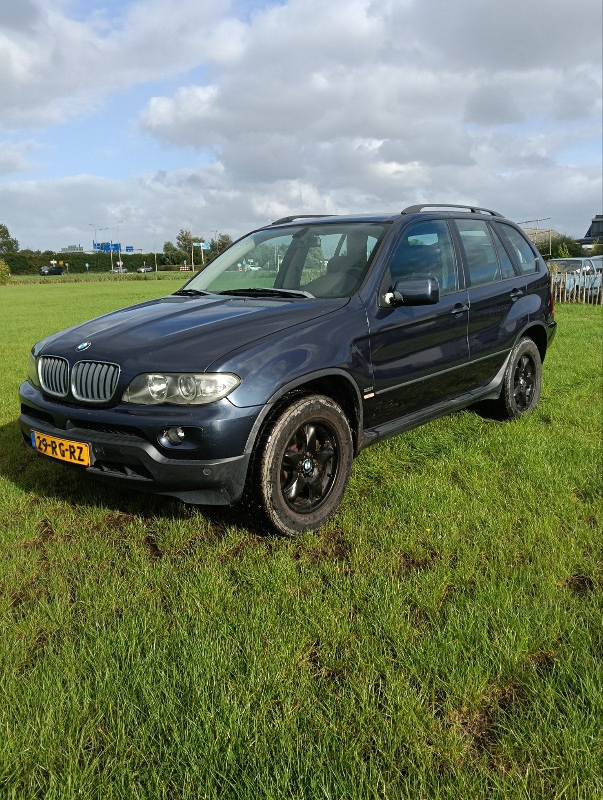 BMW X5 3.0 I AUT 2005 Blauw met Apk, Automaat, Bedrijf, Vierwielaandrijving, 129 €/maand
