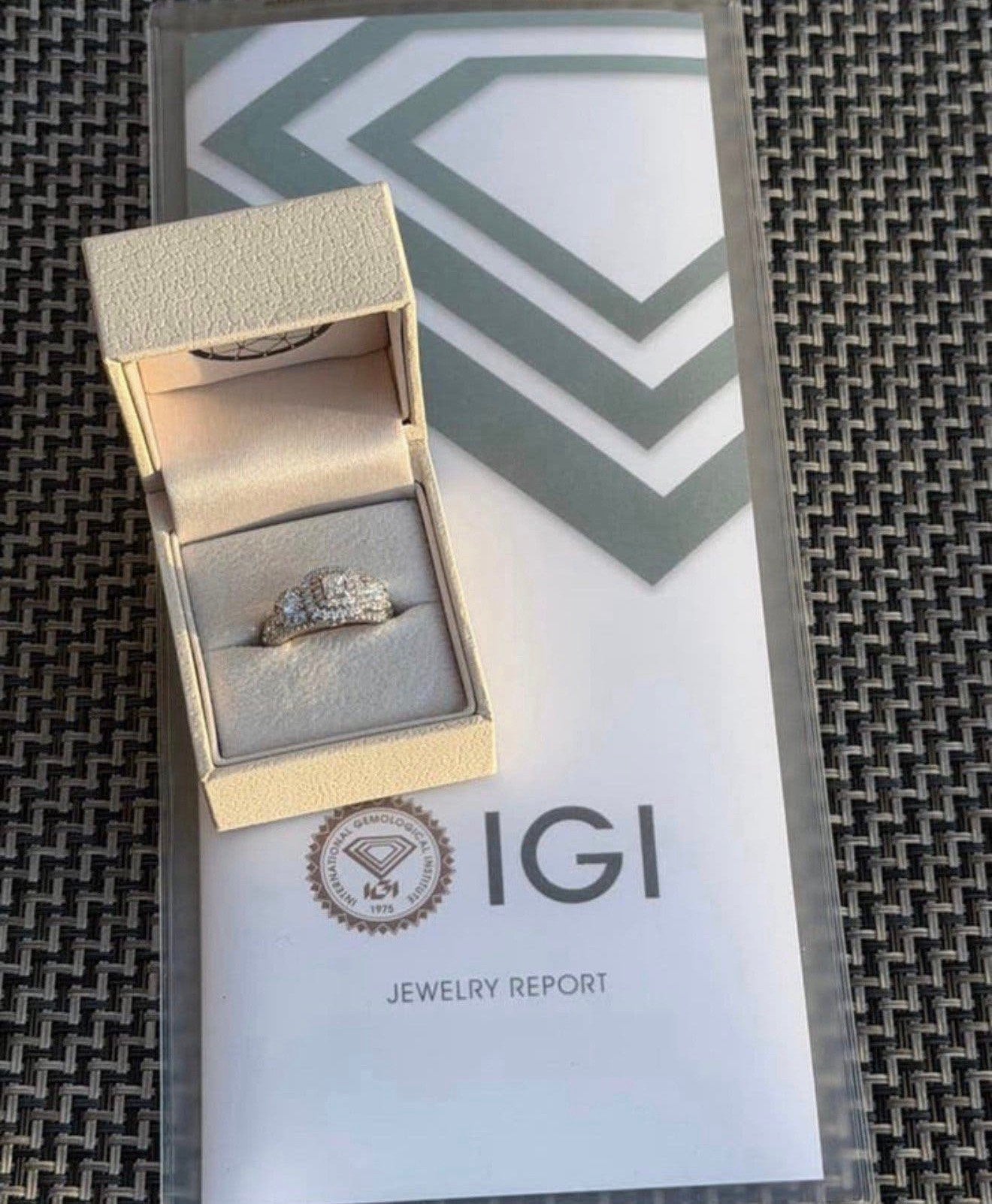 Gouden ring met natuurlijke diamant 1.25ct met certificaat!, Sieraden, Tassen en Uiterlijk, Ringen, Nieuw, Ophalen of Verzenden