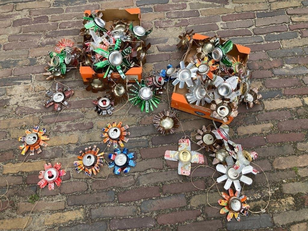 Feestslinger alternatieve lange slingers gerecycelde blikjes, Ophalen of Verzenden, Gebruikt, Versiering