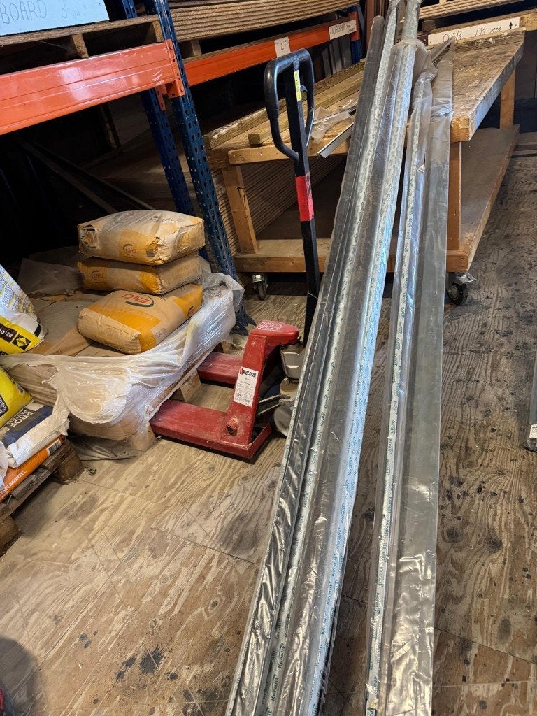 Keralit uitwendige hoek, Tuin en Terras, Ophalen, Hout, Minder dan 3 meter, 1 tot 2 meter