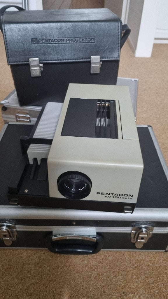 Diaprojector, Ophalen, Zo goed als nieuw, Met scherm