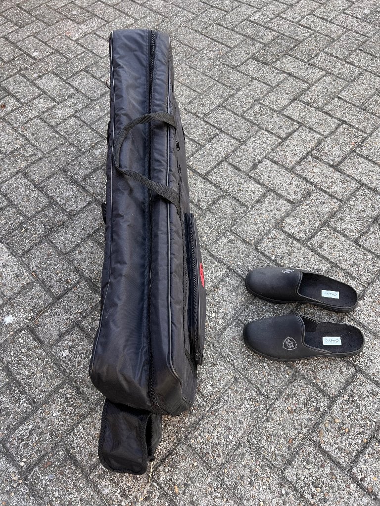 Keyboard / Piano draagtas met schouderriemen, extra diep Voo, Tidore, Overige aantallen, Zo goed als nieuw, Willem.xavier8495@flounderfantasy.com