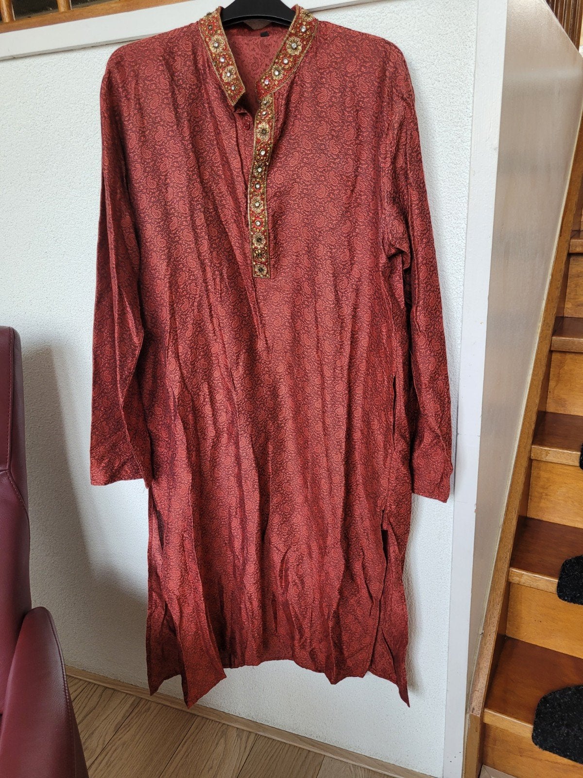 Rode Indiase Kurta met borduursel, Ophalen of Verzenden, Gedragen, Onbekend