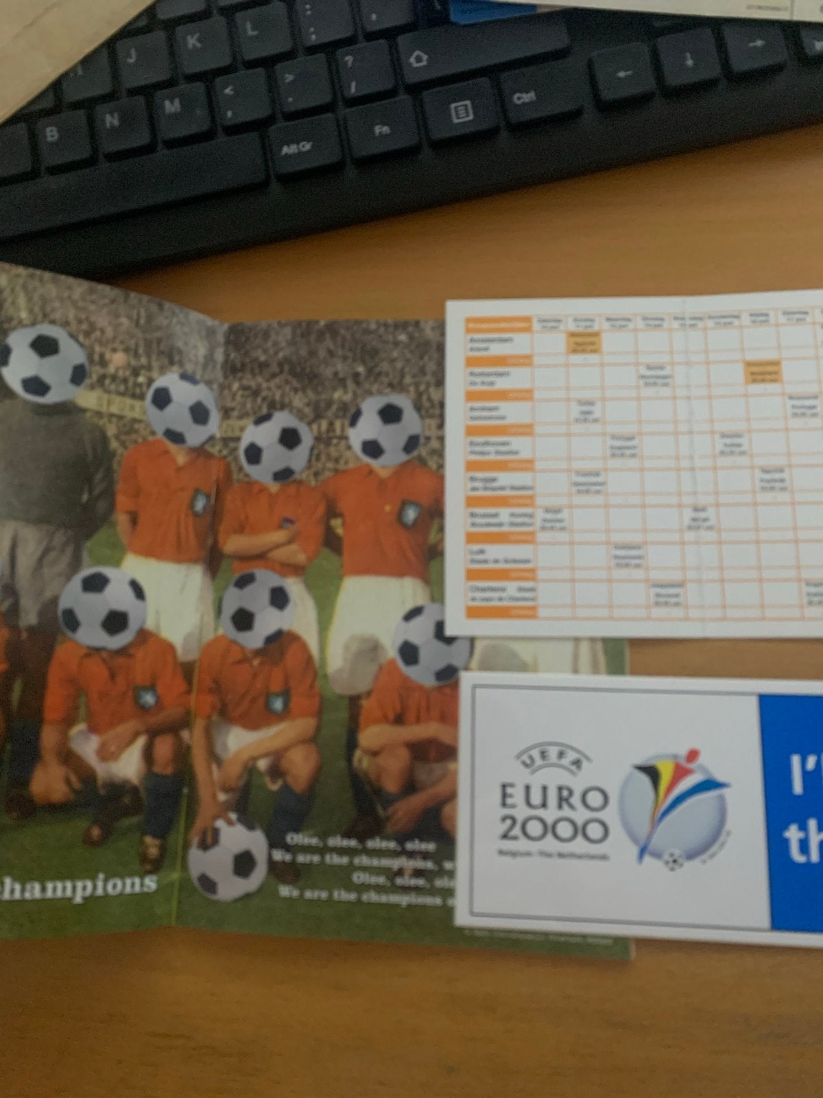Euro 2000 voetbal: Programma & Boekje met Sticker, Verzamelen, Ophalen of Verzenden, Gebruikt, Overige sporten, Boek of Tijdschrift