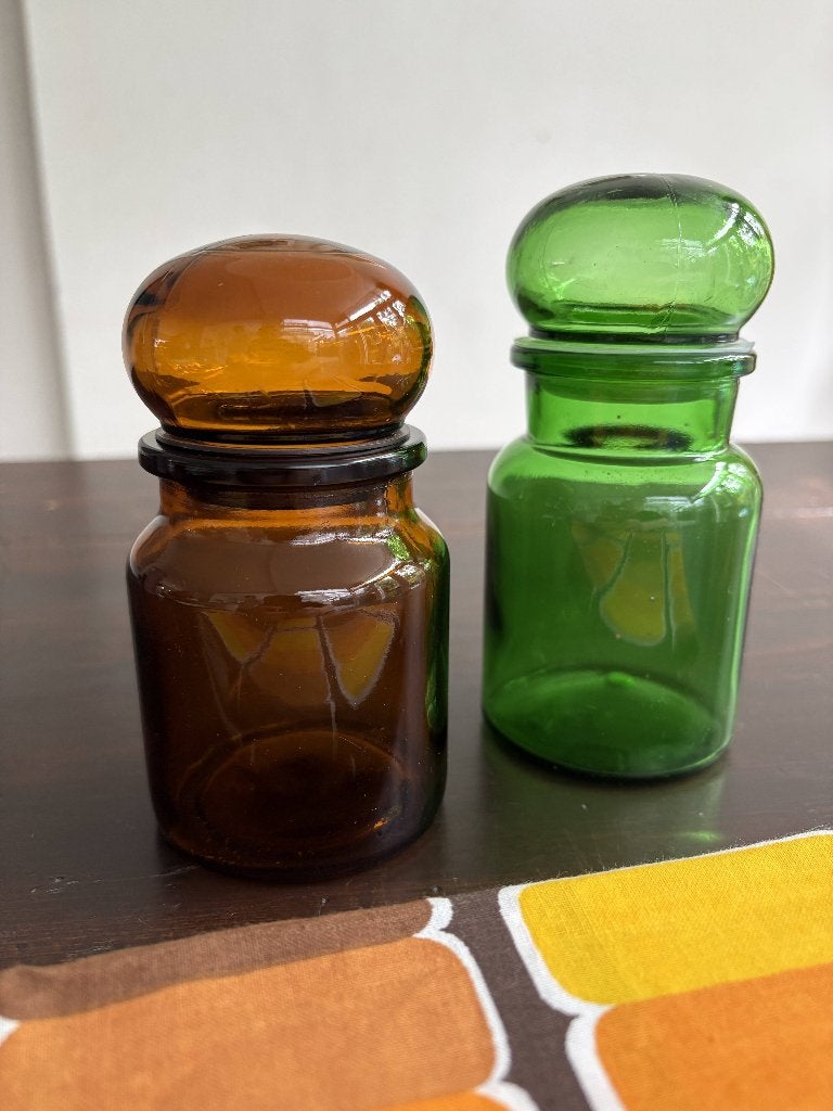 Set vintage apothekerspotjes, groen en bruin, Voorraadpot, Ophalen of Verzenden, Gebruikt, Glas