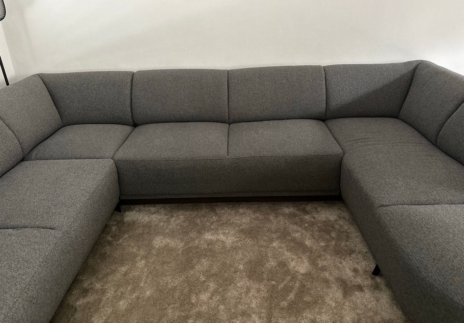 Nieuwe grote luxe hoekbank en eetkamerstoelen grijs bouclé, Ophalen, Nieuw, Stof