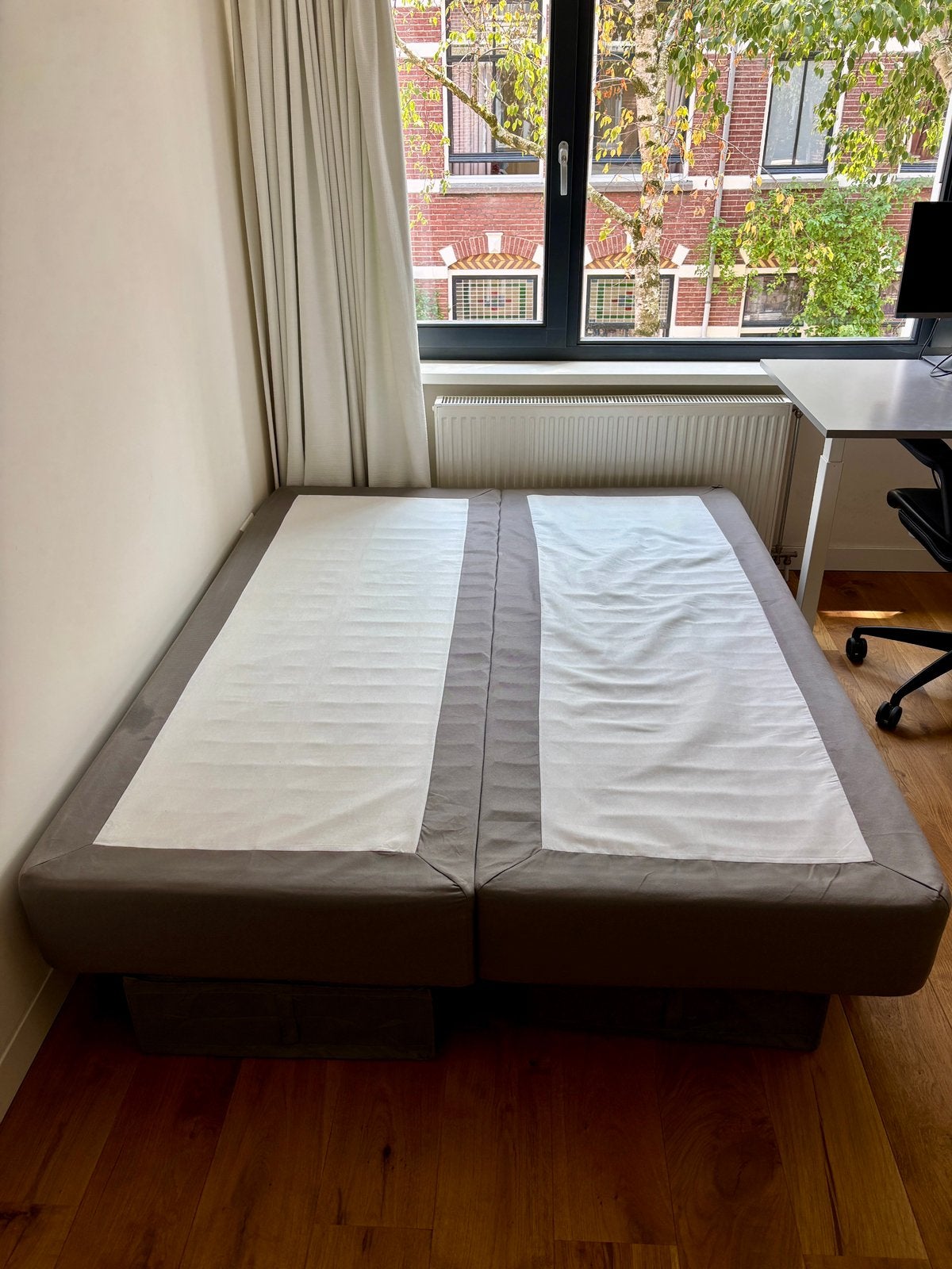 IKEA ENGERDAL boxspringonderstellen (2x 90x200 cm), Huis en Inrichting, Slaapkamer | Bedden, Zo goed als nieuw, Eenpersoons, 90 cm
