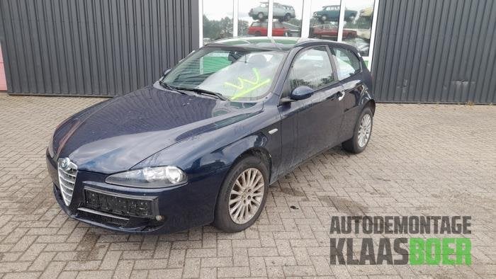 Koplamp links van een Alfa Romeo 147, Gebruikt, -, -, 6 maanden garantie