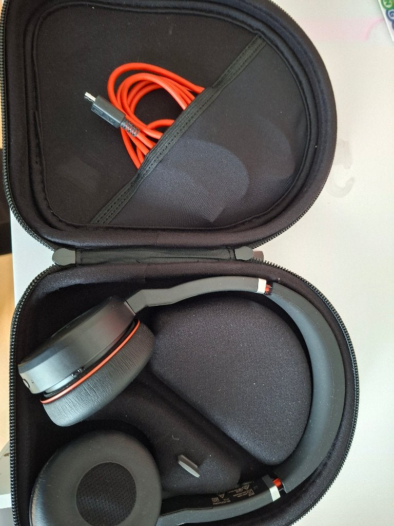 Draadloze headset, Computers en Software, Headsets, Ophalen, On-ear, Zo goed als nieuw, Draadloos