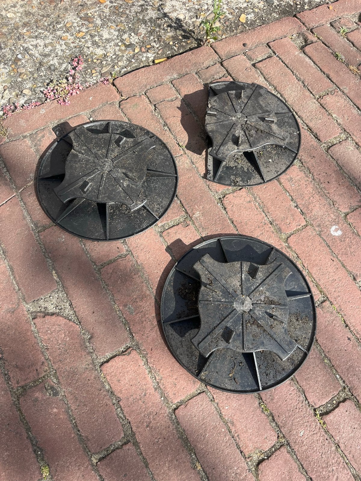 Verstelbare tegeldragers voor terras of vlonder, Ophalen, Gebruikt