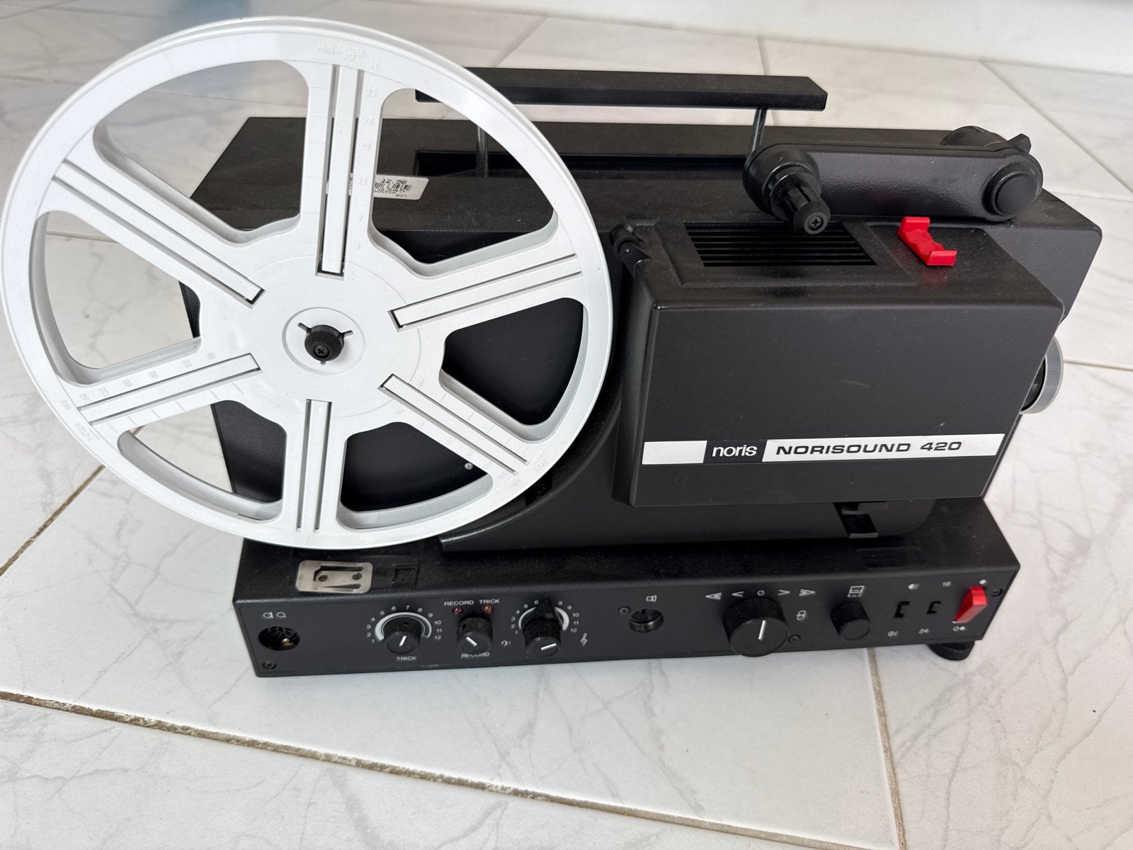 Noris Norisound 420 Super 8 Filmprojector, Ophalen, 8mm film