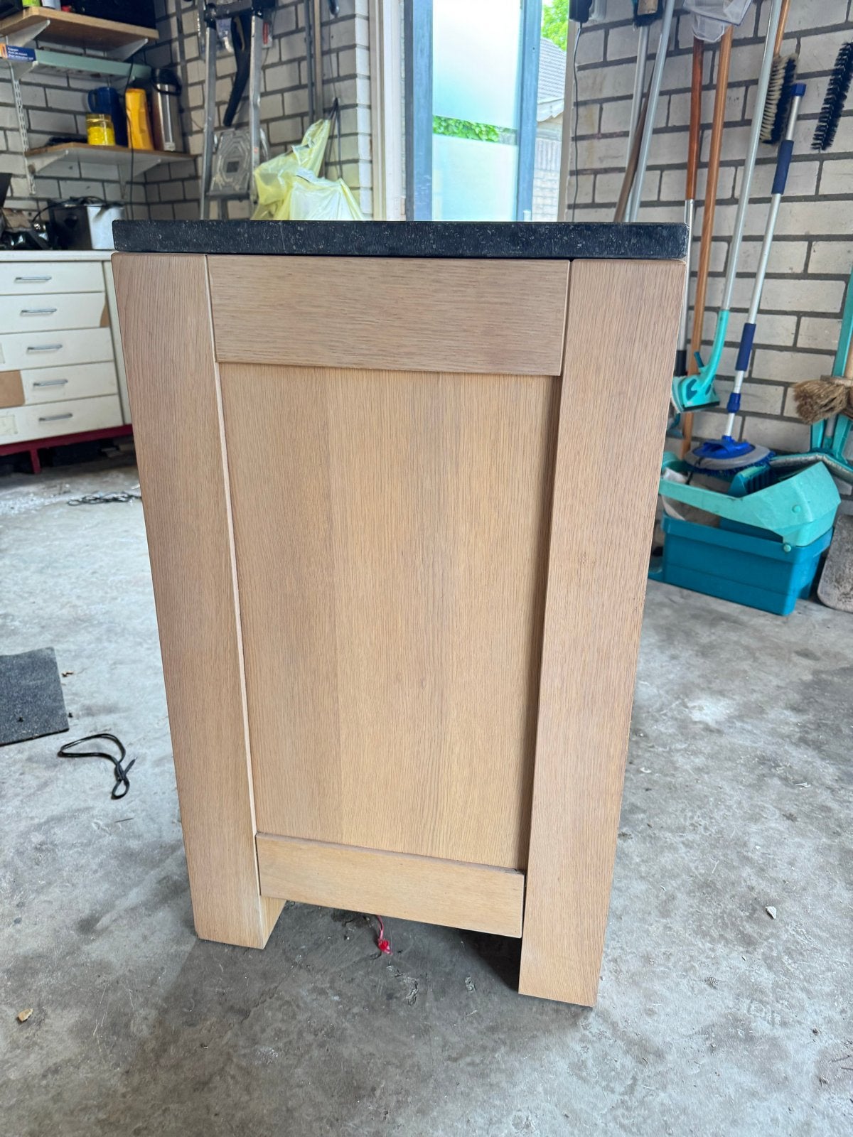 Moderne Commode met Zwartstenen Blad - 93x110x55 cm, Ophalen, Gebruikt, 100 tot 150 cm, Met lade(s)