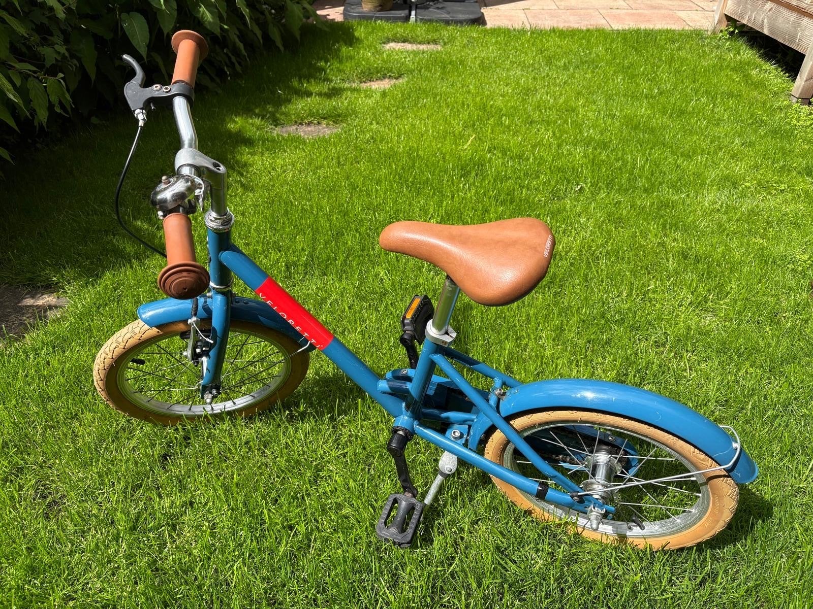 Veloretti Maxi Kinderfiets in Zeldzaam Blauw + Bel, Ophalen, Zijwieltjes, 16 tot 20 inch, Velgrem