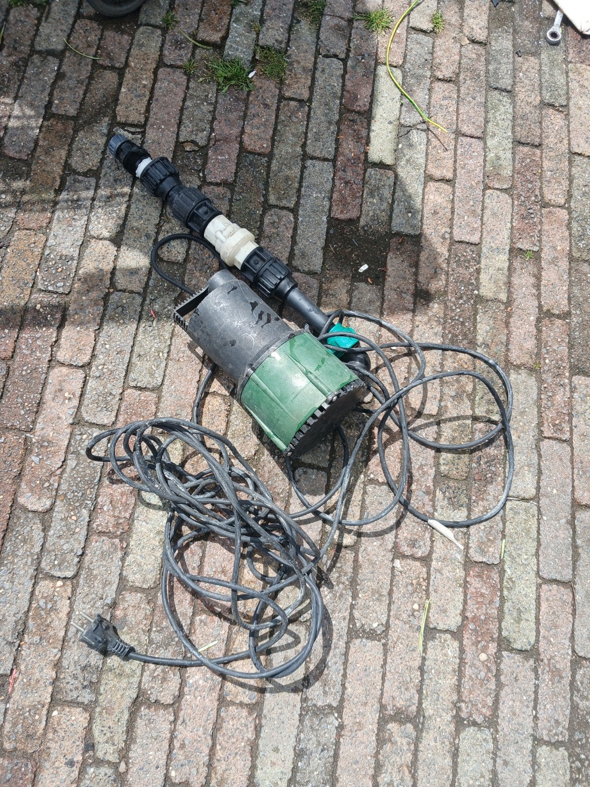 Dompelpomp met aansluitingen, Ophalen of Verzenden, Gebruikt, Elektrisch, Dompelpomp