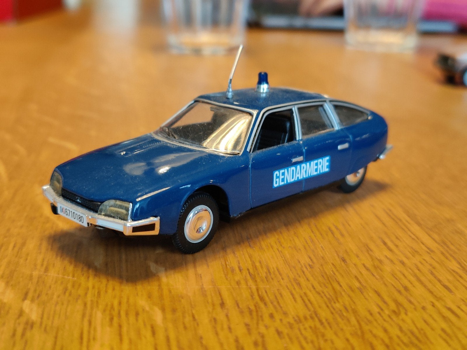 Norev Citroen CX 2200 Gendarmerie, Hobby en Vrije tijd, Modelauto's | Overige schalen, Ophalen of Verzenden, Auto