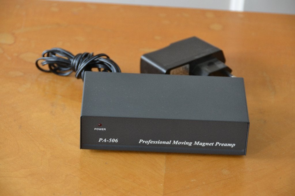 Hama pre-amp. Phono voorversterker, Ophalen of Verzenden, Gebruikt, Platenspeler-onderdeel, Overige merken