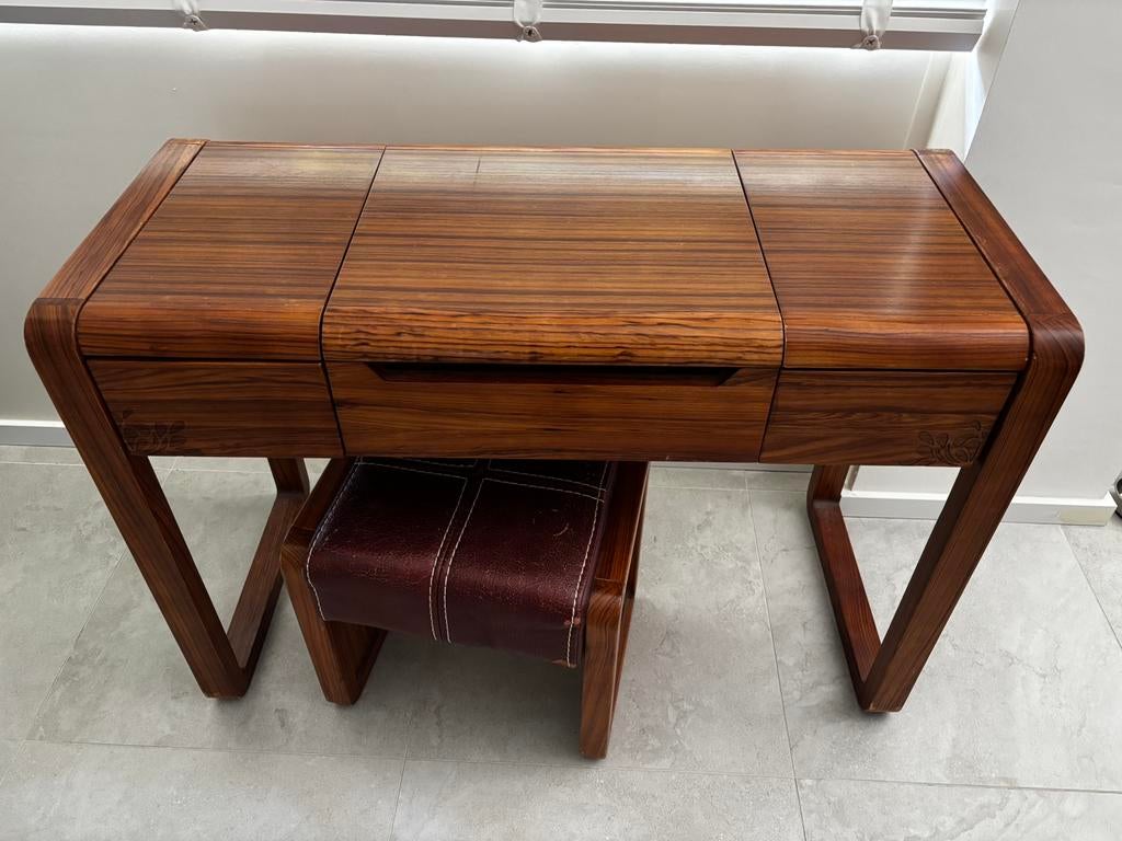oud antiek make up tafel, Ophalen