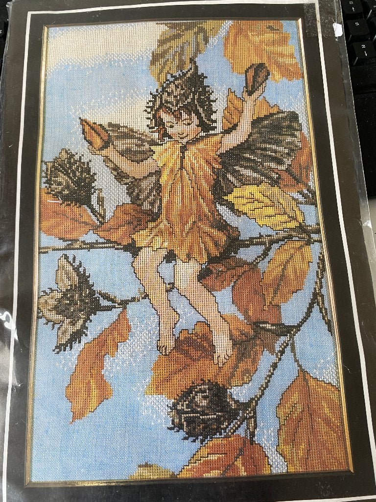 BORDUURPAKKET LANARTE THE BEECH NUT FAIRY, Hobby en Vrije tijd, Borduren en Borduurmachines, Verzenden, Nieuw, Handborduren, Borduurpakket