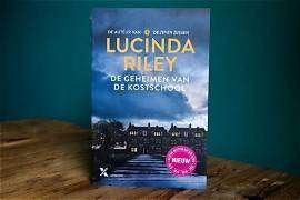 Lucinda Riley- De geheimen van de kostschool, Boeken, Thrillers, Ophalen of Verzenden, Gelezen, Lucinda Riley