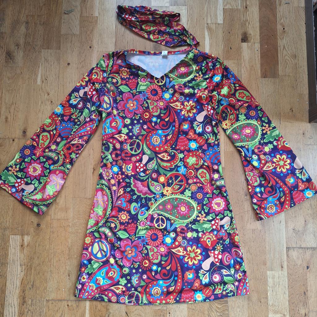 Hippie Jurk met Hoofdband - Maat L/XL, Kleding | Dames, Carnavalskleding en Feestkleding, Maat 42/44 (L), Nieuw, Ophalen of Verzenden