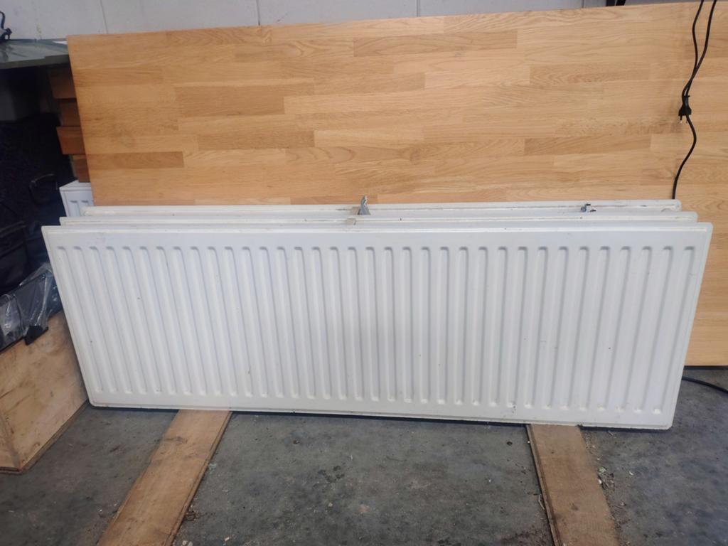 Radiator type 33 met beugels, Ophalen, Gebruikt, Radiator, 150 cm of meer