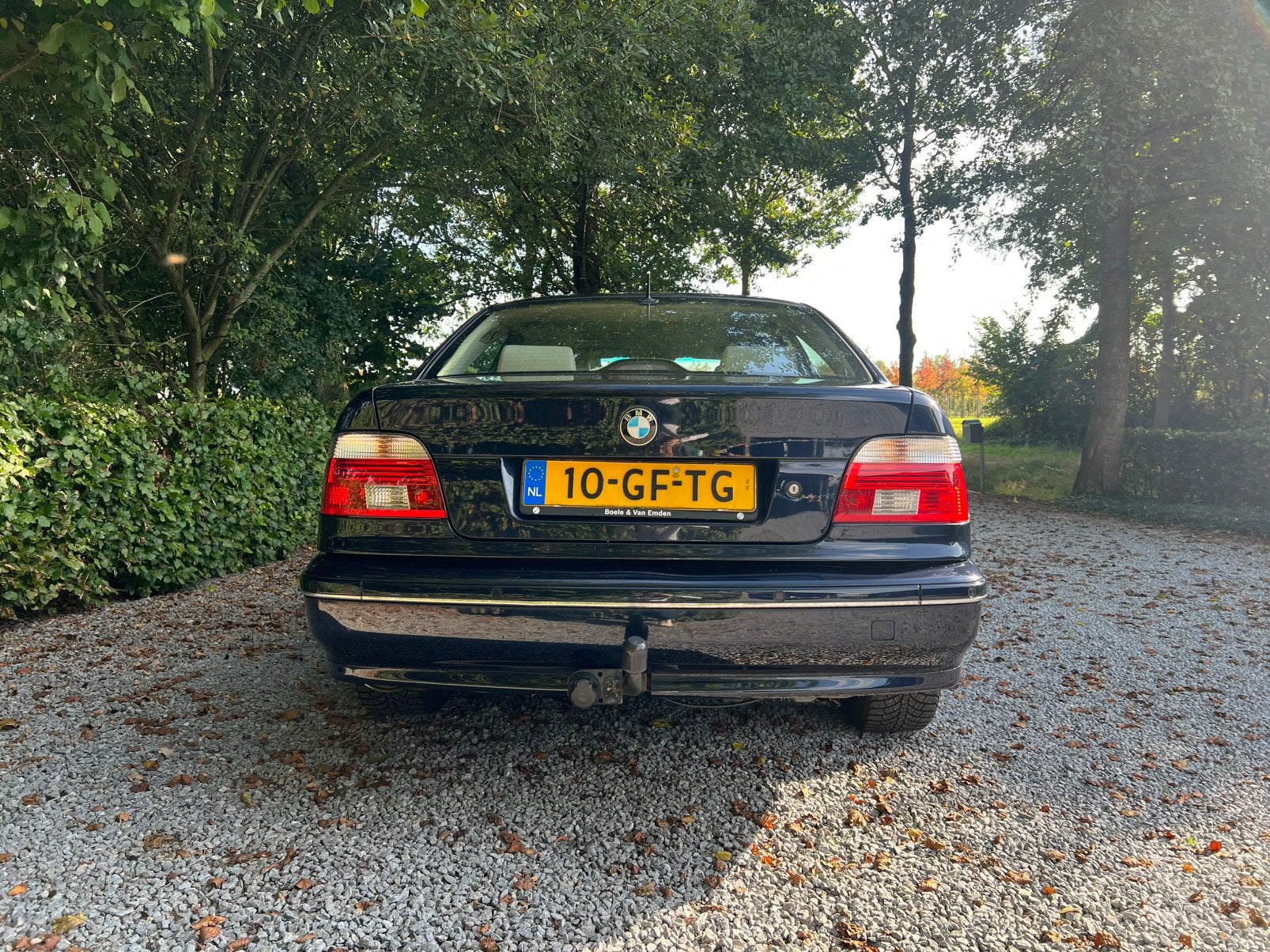 BMW 535i - E39 3.5 V8 - Massagestoelen - Goed onderhouden, Auto's, Automaat, Achterwielaandrijving, 2000 kg, Blauw
