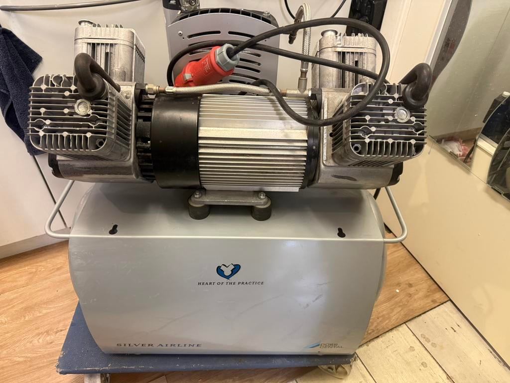durr quattro compressor, Verzenden, Zo goed als nieuw, Minder dan 200 liter/min