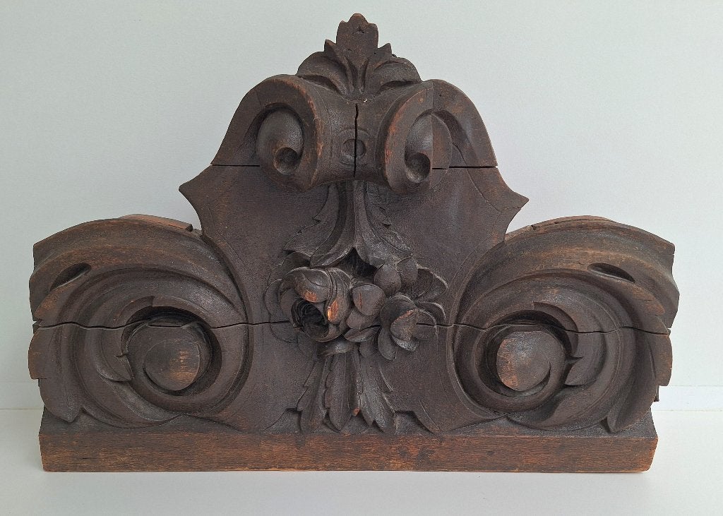 Ornament houten kast antiek, Ophalen