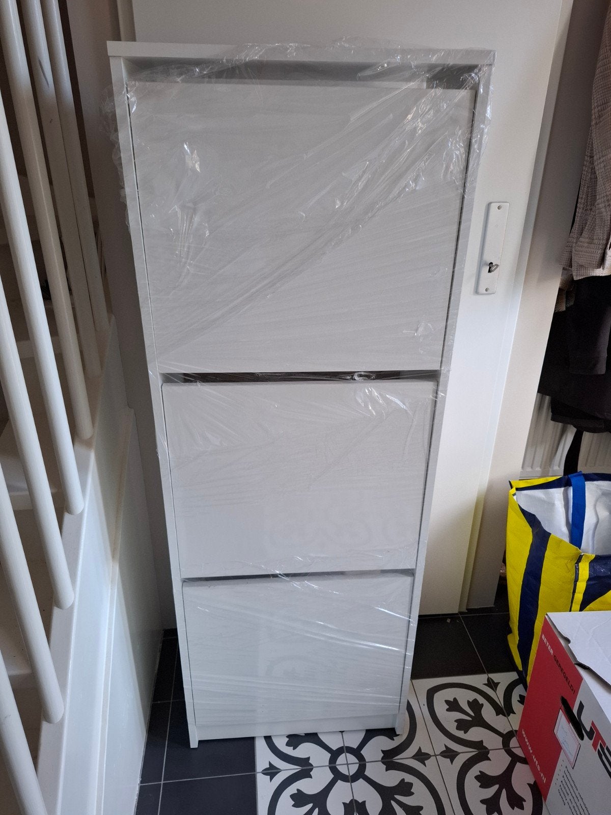 Witte schoenenkast met 3 vakken, Ophalen, Gebruikt