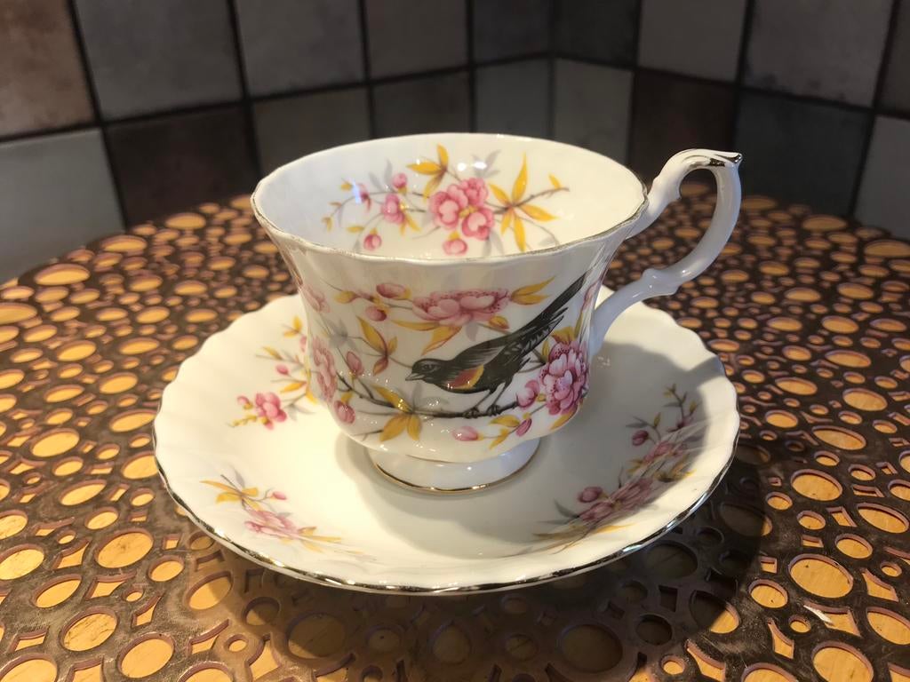 Royal Albert,Woodland series,mannen kop en schotel,Bone Chin, Antiek en Kunst, Antiek | Servies los, Ophalen of Verzenden