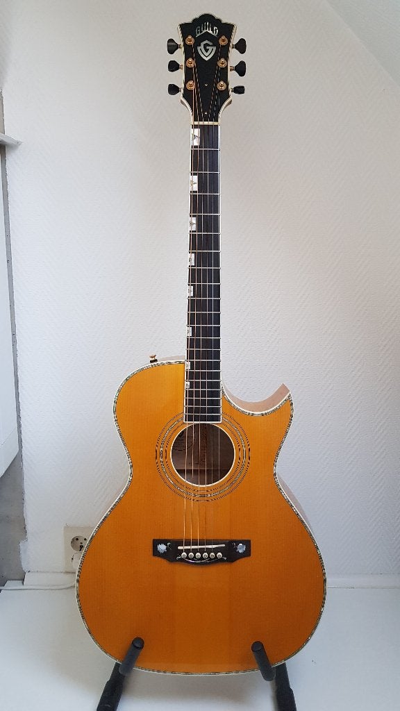 Guild Doyle Dykes Signature gitaar