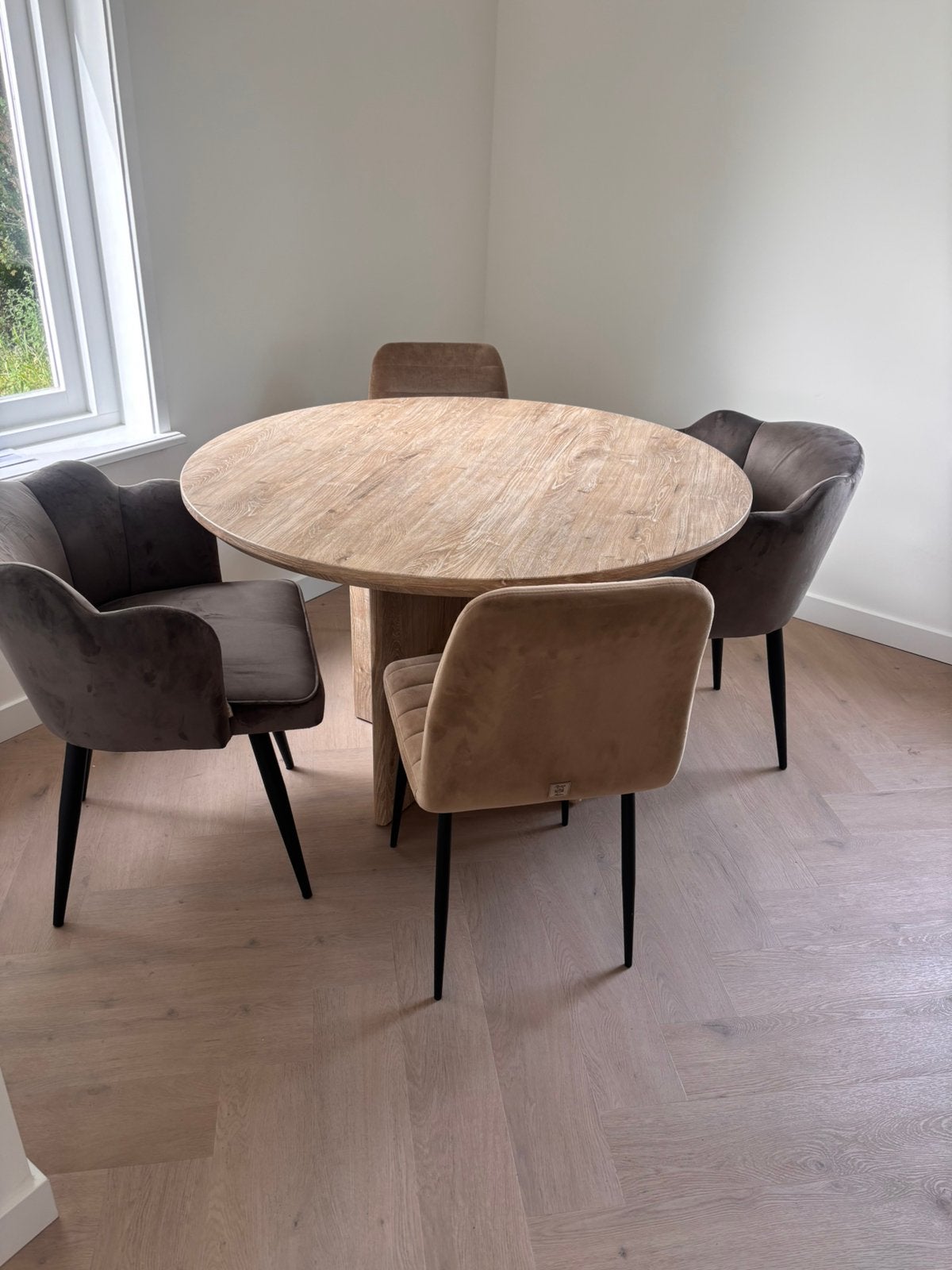 Riviera maison stoelen en tafel rond, Ophalen, Zo goed als nieuw, Rond, Minder dan 100 cm