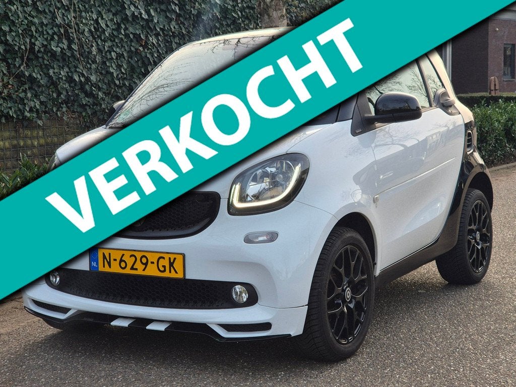Smart Fortwo Joy Special Edition ! BRABUS ! twee kleur combi, Auto's, Smart, Achterwielaandrijving, Gebruikt, Euro 6, Leder en Stof
