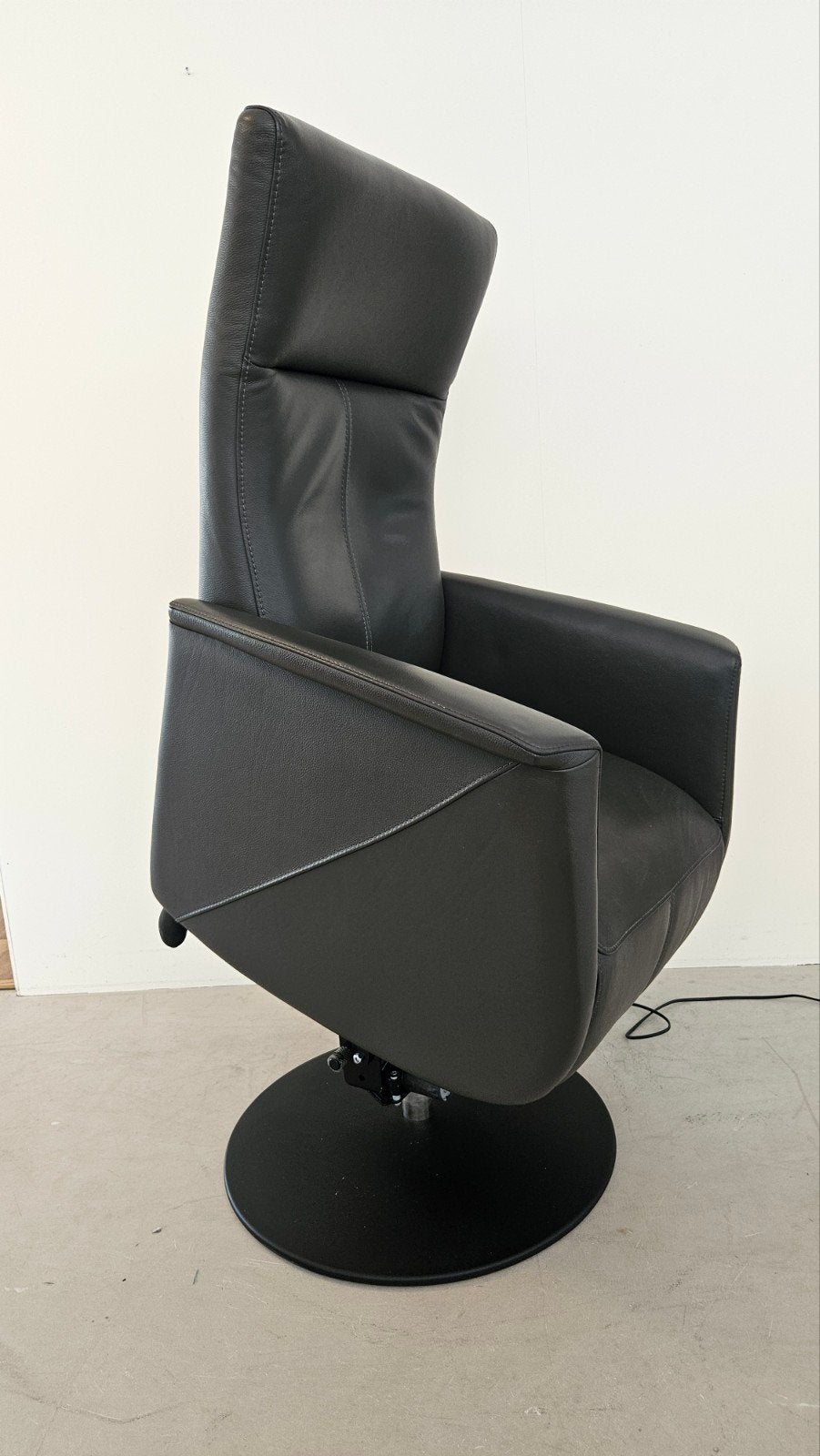Prominent Toscane sta op fauteuil bij Zitgemak in joure, Ophalen of Verzenden, Zo goed als nieuw, 75 tot 100 cm, 50 tot 75 cm