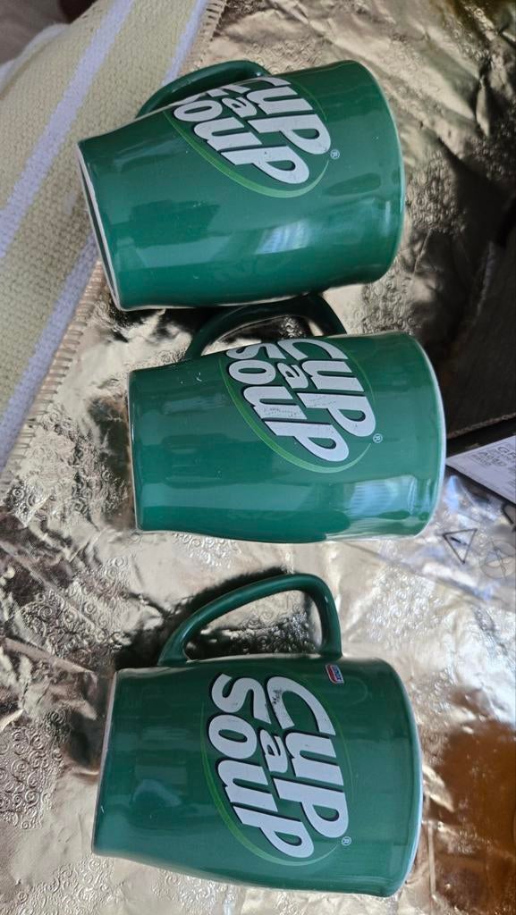 Cup-a-soup mokken 3 stuks, Huis en Inrichting, Keuken | Servies, Ophalen of Verzenden, Zo goed als nieuw, Overige stijlen, Kop(pen) en/of Schotel(s)